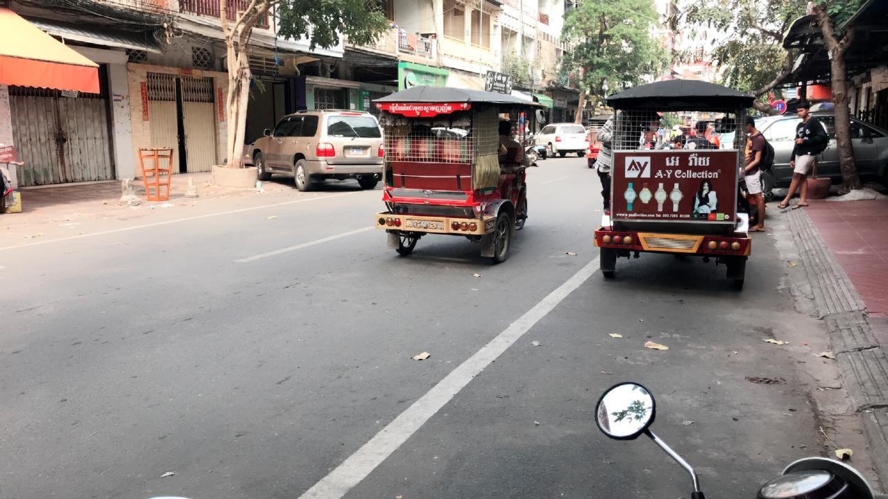 Khmer Village Guesthouse Phnom Penh Ngoại thất bức ảnh