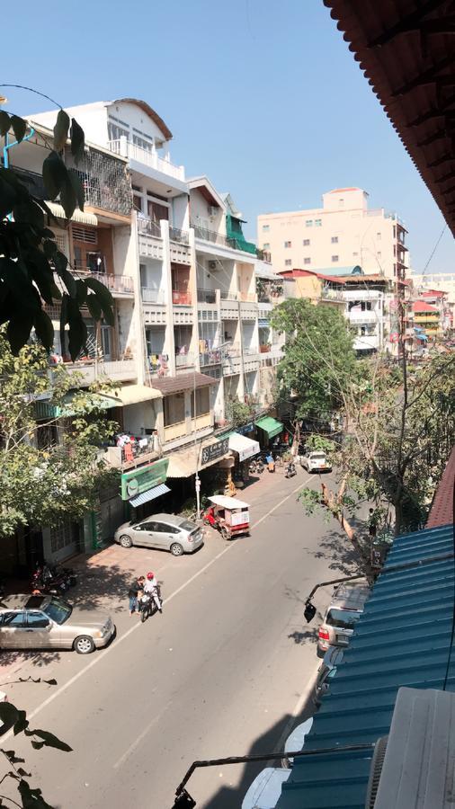 Khmer Village Guesthouse Phnom Penh Ngoại thất bức ảnh