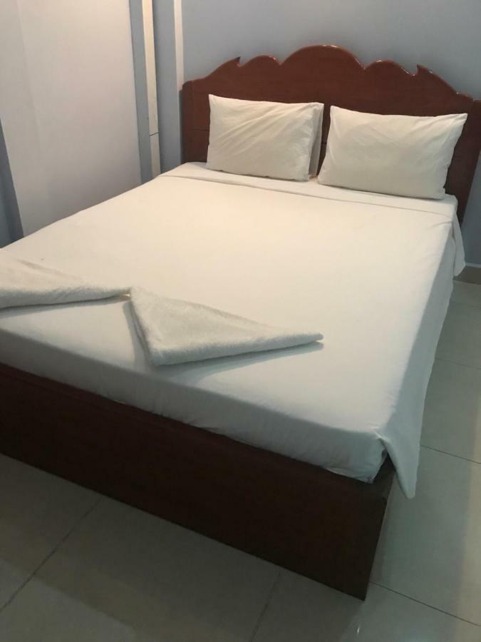 Khmer Village Guesthouse Phnom Penh Ngoại thất bức ảnh