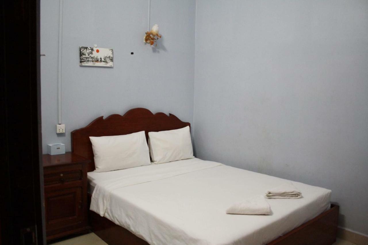 Khmer Village Guesthouse Phnom Penh Ngoại thất bức ảnh