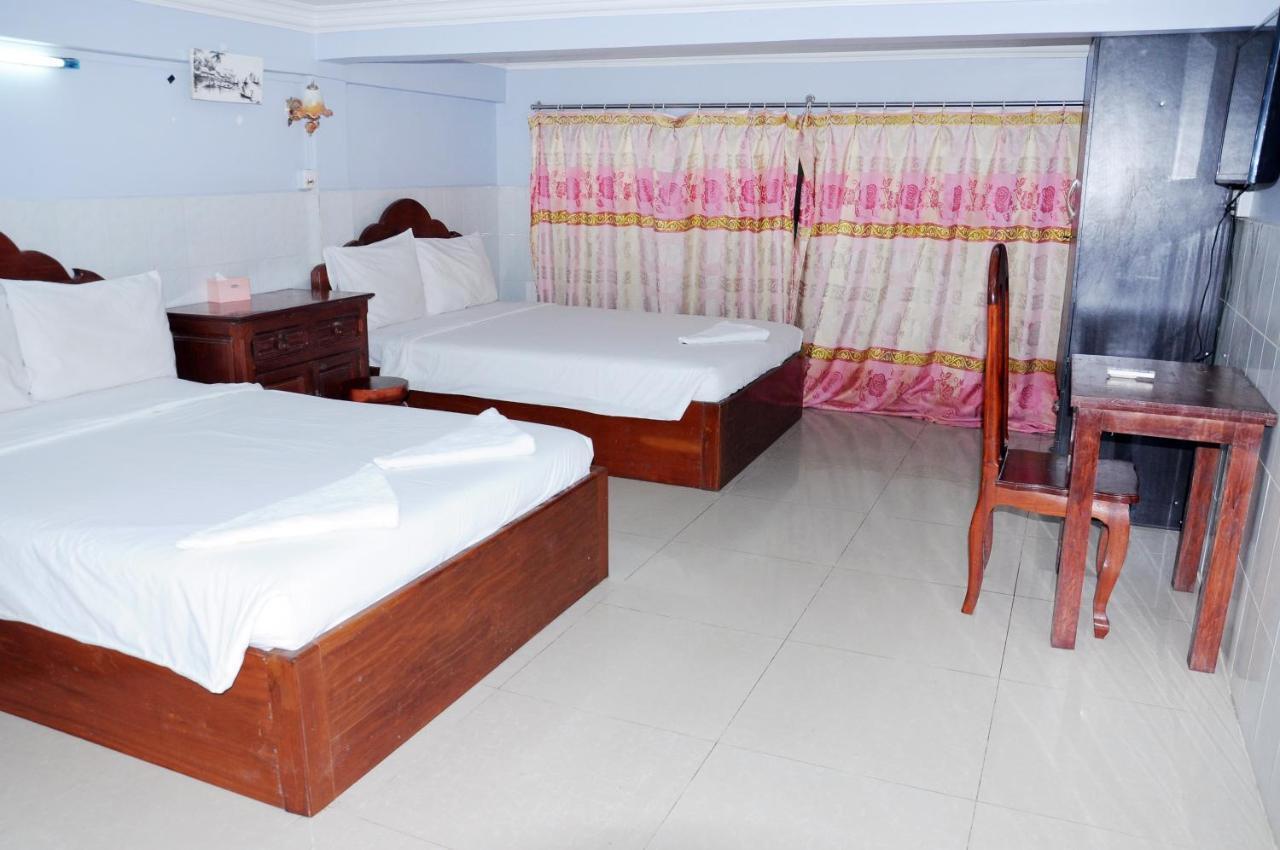 Khmer Village Guesthouse Phnom Penh Ngoại thất bức ảnh